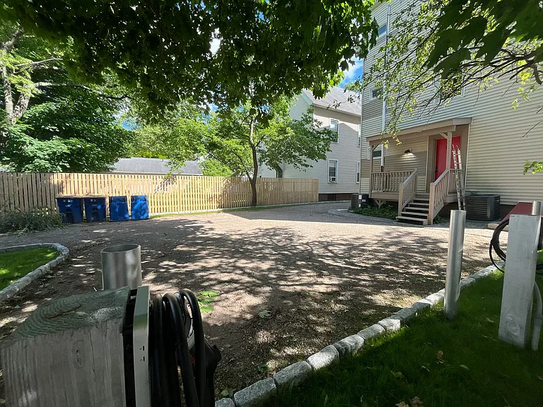 69 Edwards St — Photo 30