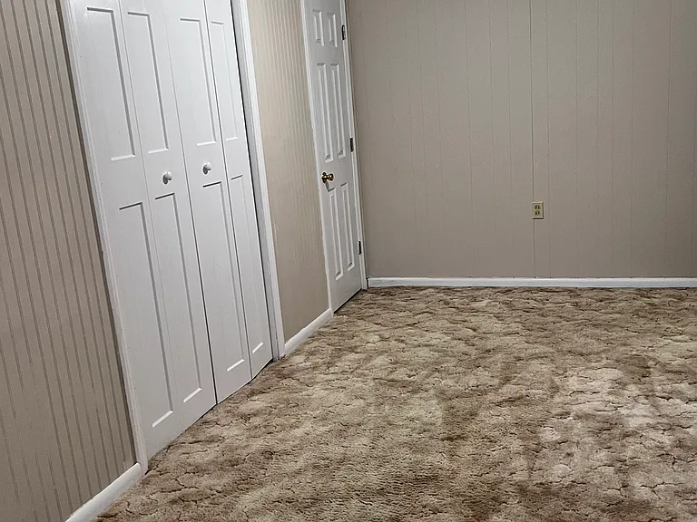5246 Old River Rd — Photo 23