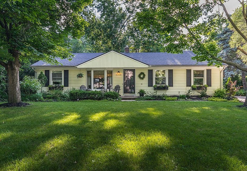 1st image of 3168 Baylis Dr
