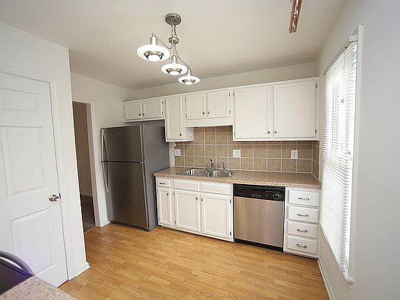 2nd image of 6514 Hearthstone Dr