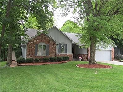 1st image of 12020 Seven Oaks Dr N