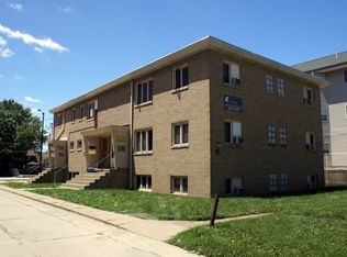 907 S 2nd St, Champaign, IL 61820