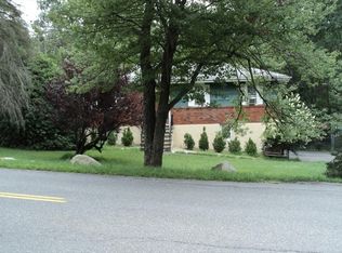 287 Bullet Hole Rd, Mahopac, NY 10541