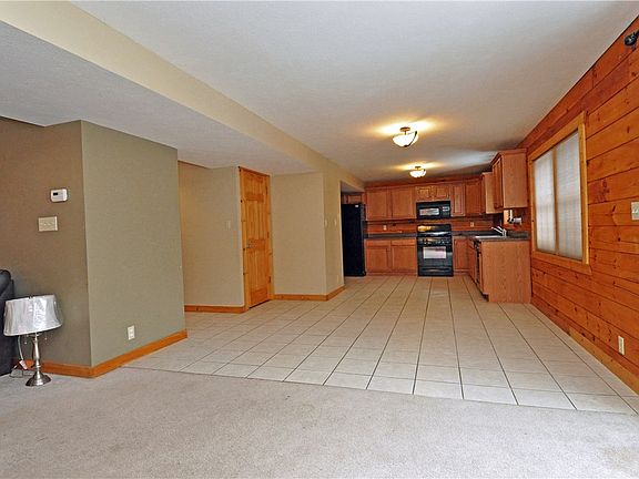 5th image of 2997 Spruce Ave