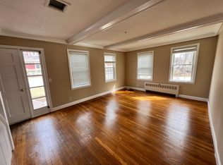 10 Grove St #2, Topsfield, MA 01983