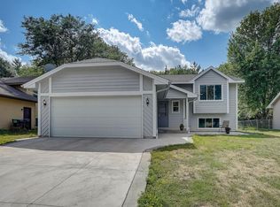13112 Court Pl, Burnsville, MN 55337