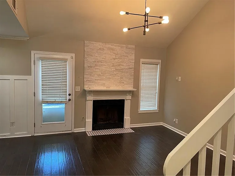 1524 Planters Ridge Ln — Photo 4