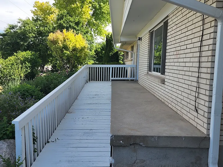 11148 S 2700 W — Photo 17