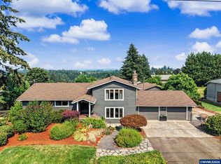 4918 Viewcrest Rd S, Salem, OR 97302