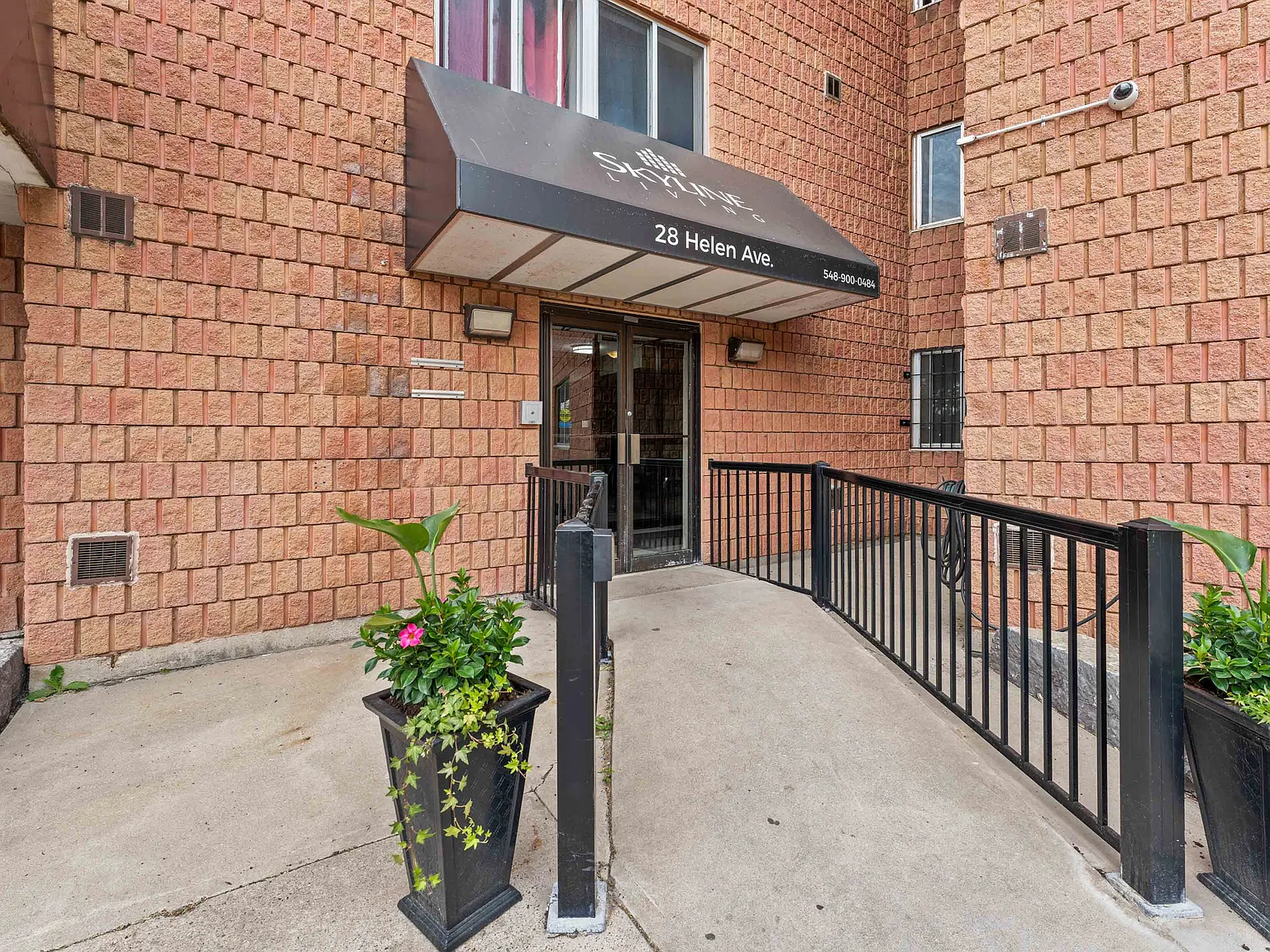 The Graham Bell Apartments — Photo 3