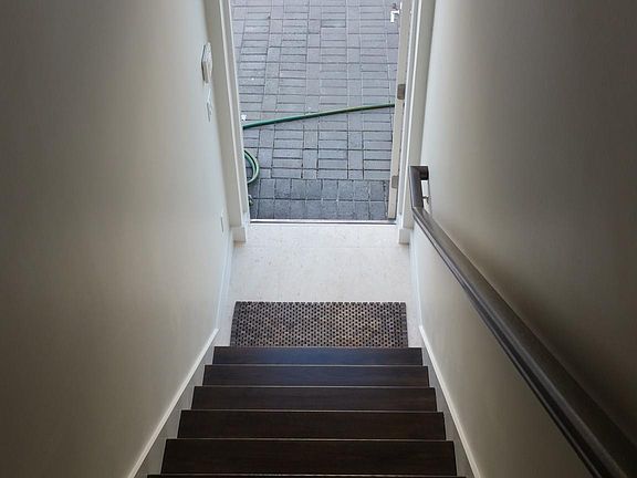3rd image of 14105 Corrigan Ave