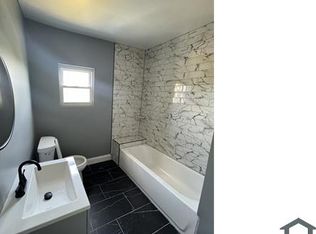 628 E 9th St, Chester, PA 19013
