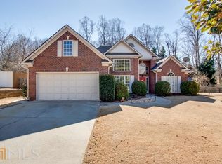 6355 Spring Lake Dr, Flowery Branch, GA 30542