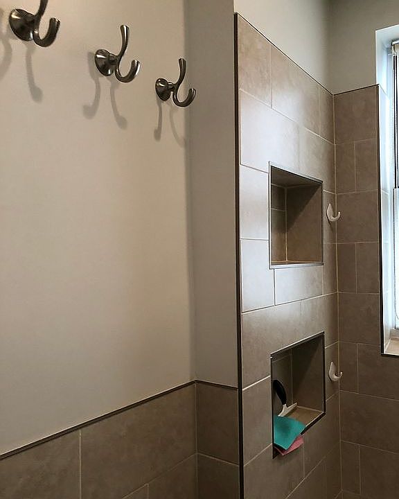 1st image of 59-11 Queens Blvd APT 6L