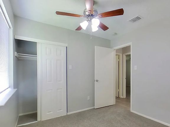 4th image of 1404 NW 58th Ave