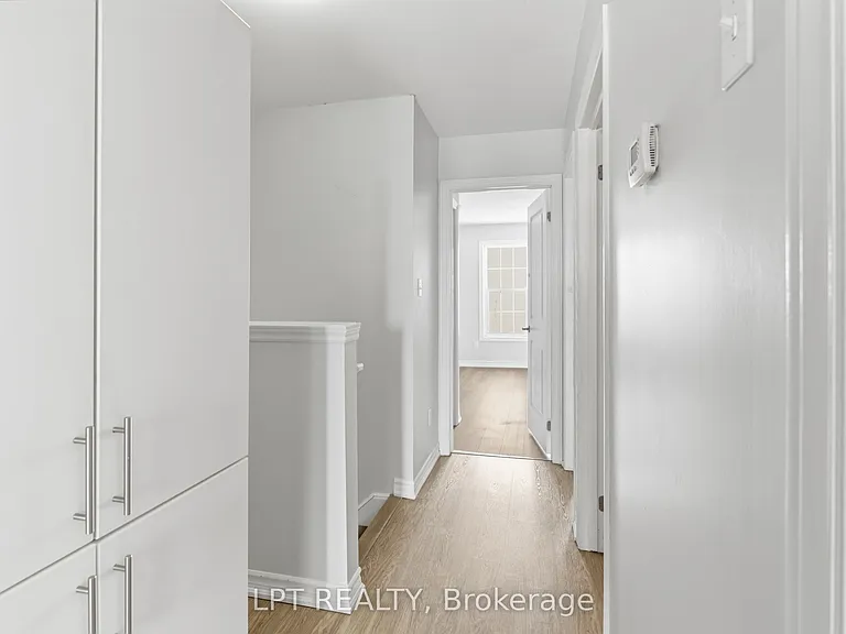 244 Penetanguishene Rd #4 — Photo 17