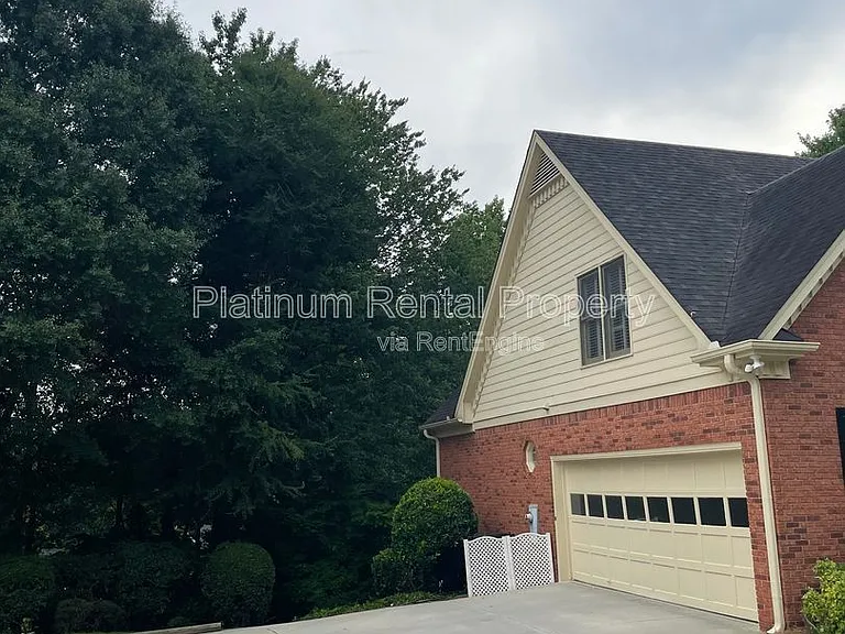 870 Ingleside Dr — Photo 69