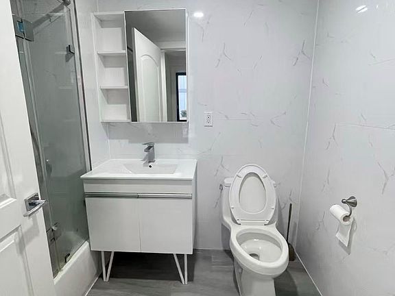 4th image of 144-27 Sanford Avenue #2C