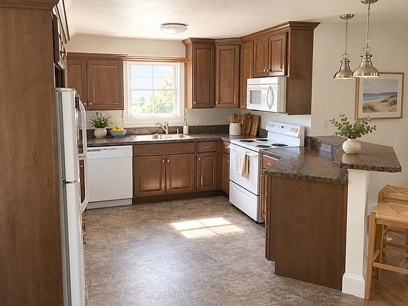 3rd image of 416 16th St