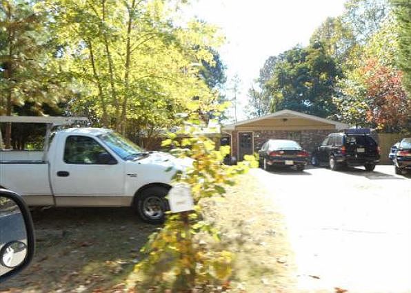 1st image of 5962 Robin Hood Ln