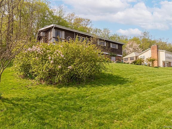 3rd image of 75 Tennyson Drive