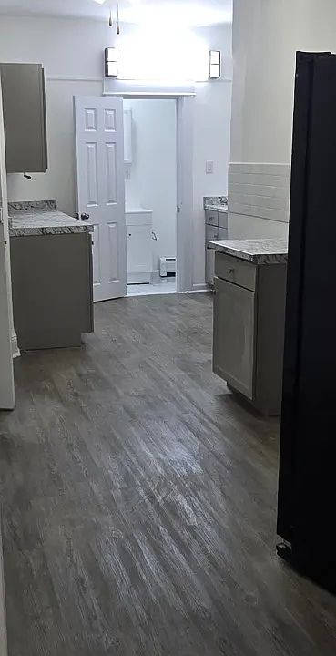 1st image of 39 E 26th St #4