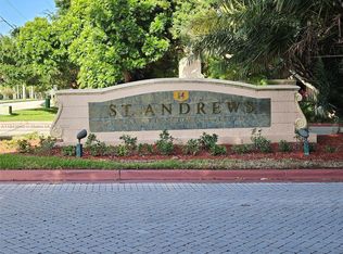 12124 Saint Andrews Pl APT 204, Hollywood, FL 33025