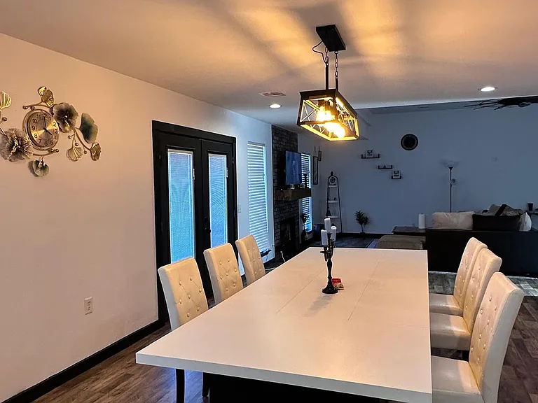 7 Stratton Ln — Photo 31