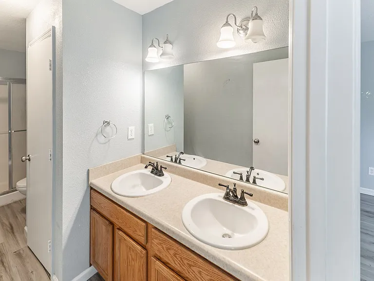 163 Sedgewick Dr — Photo 18