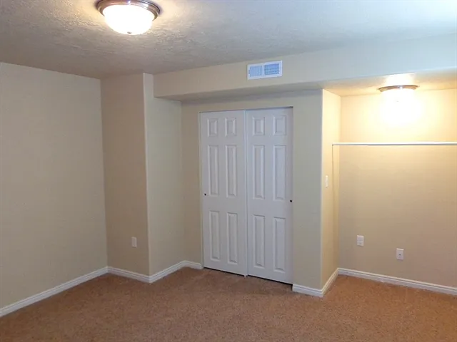 2530 S Cimmaron Dr — Photo 8
