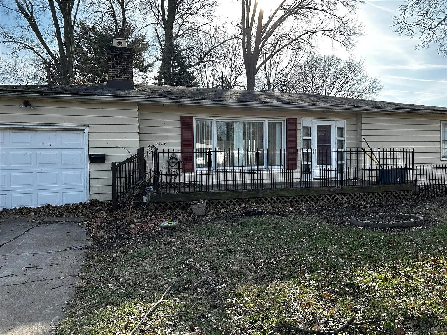 2140 Clark Ave photo 1