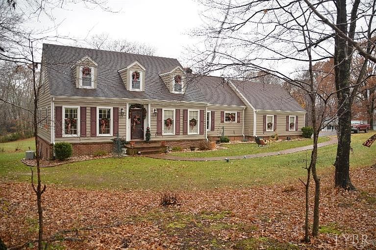 1st image of 452 Holly Hills Dr