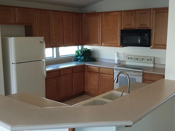 2nd image of 1096 E Stottler Dr