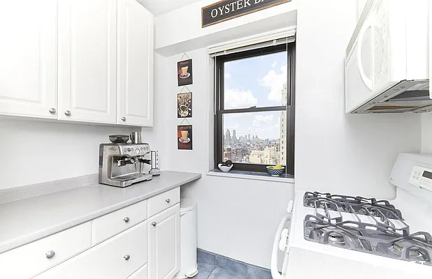 Rented by PocketBroker Inc | media 26