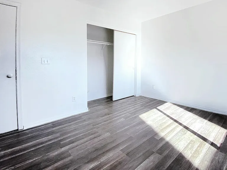 414 E 10th Ave #A — Photo 25