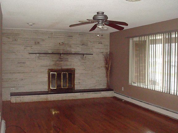 2nd image of 10 South St