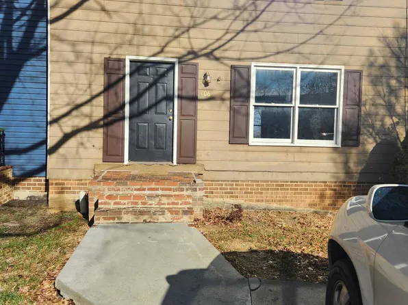 806 Appleseed Ct, Winchester, VA 22601