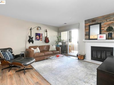 3183 Wayside Plz APT 103, Walnut Creek, CA, 94596