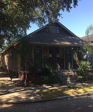 2nd image of 2002 Cambronne St