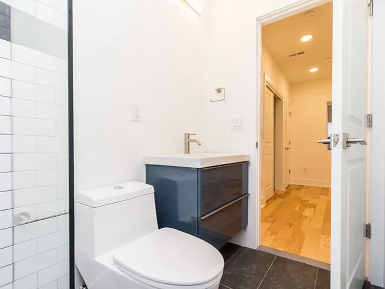 LUDLOW_4100 — Photo 68