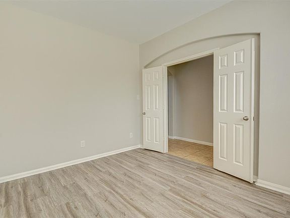 3rd image of 17419-0 Sterling Stone Dr
