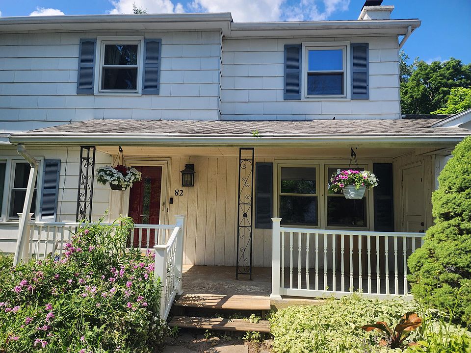 1st image of 82 Parkmeadow Dr #1