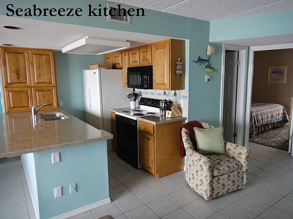 2nd image of 5550 Gulf Blvd #507
