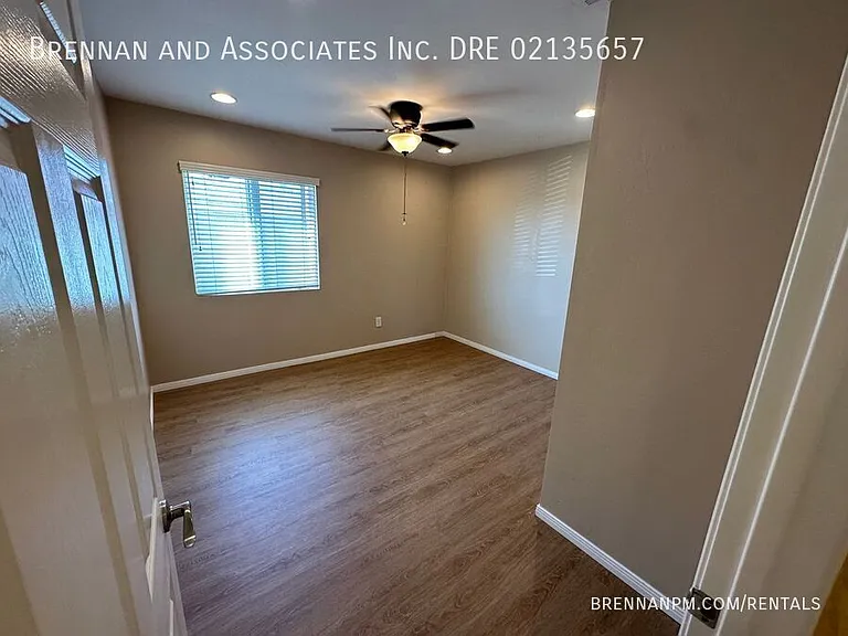 445 Rachael Ave — Photo 10