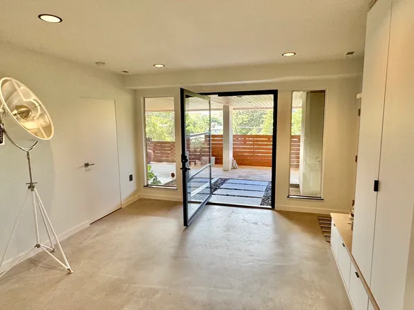 3385 Rio Rd, Carmel, CA 93923