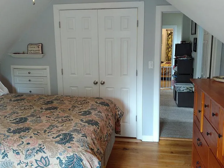 Badroom with large closet