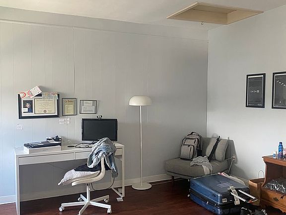 3rd image of 1509 Westminster St APT 8