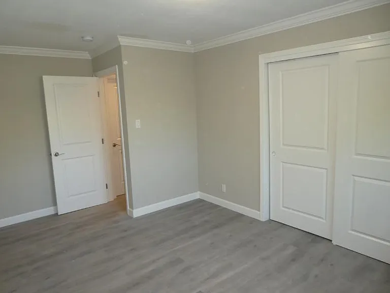 1605 Redwood Ave — Photo 21