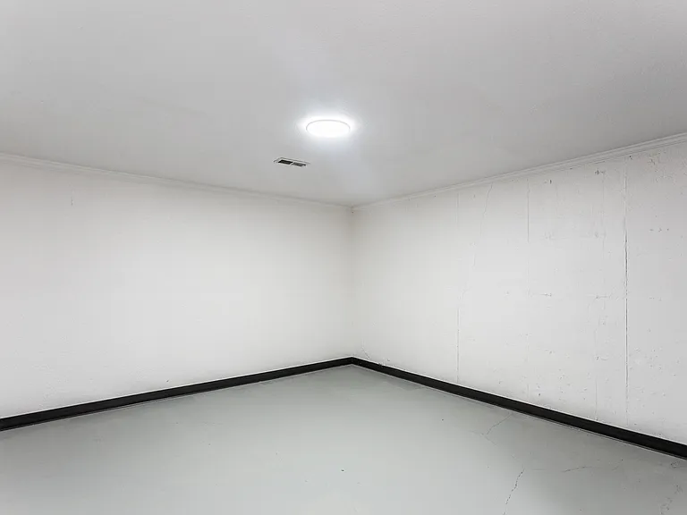 4319 S Elizabeth Ave #4 — Photo 19
