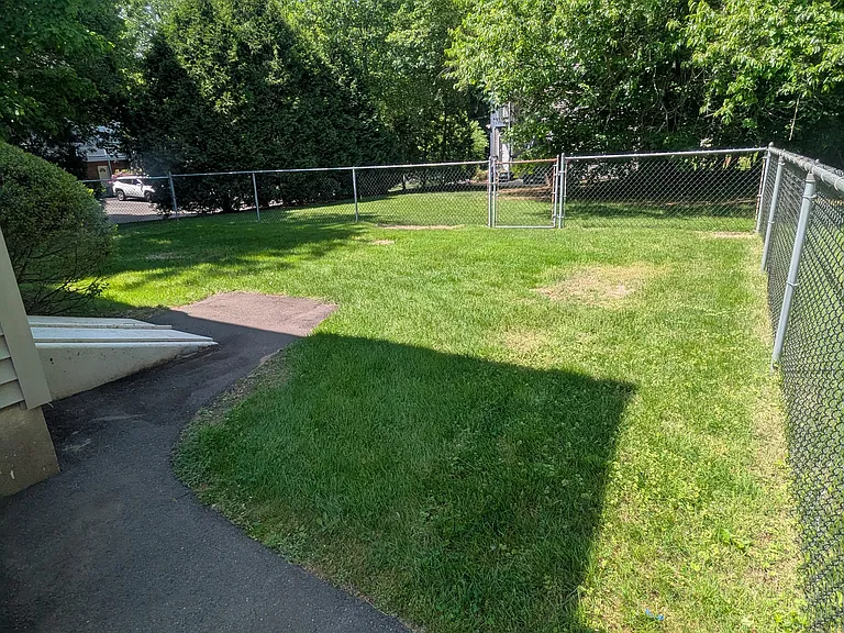 18 Pinewood Rd — Photo 15